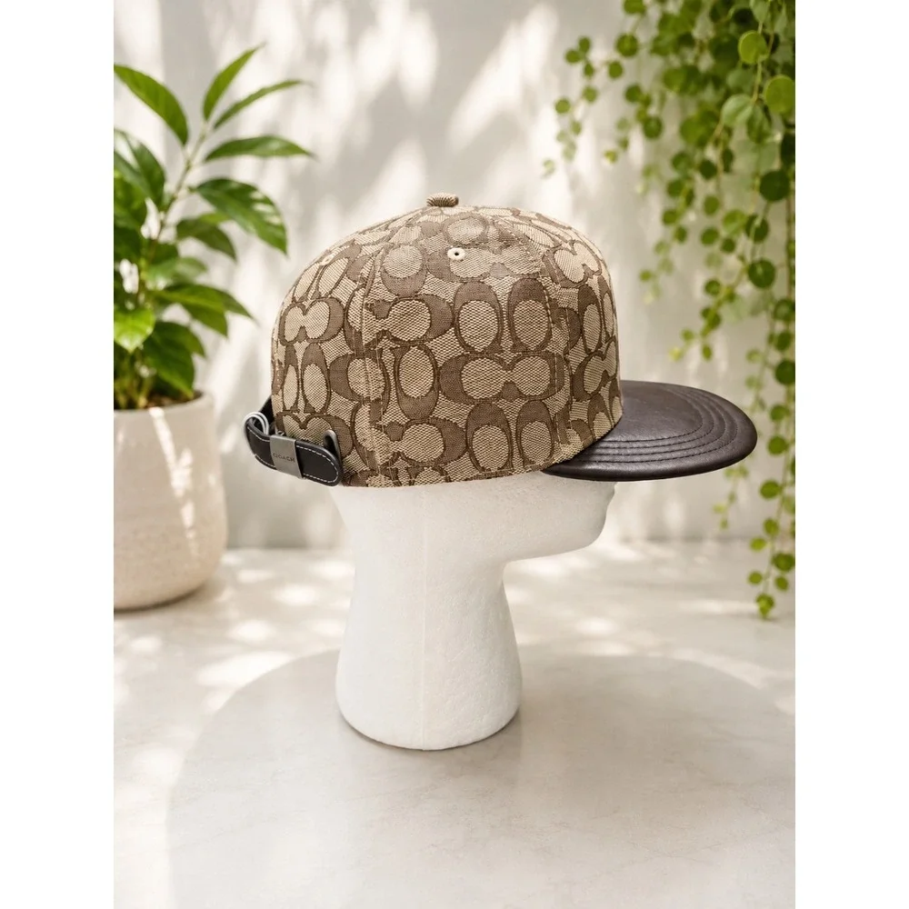 Coach Signature Cap NWT Deadstock!